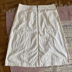 NWT White zip front denim skirt